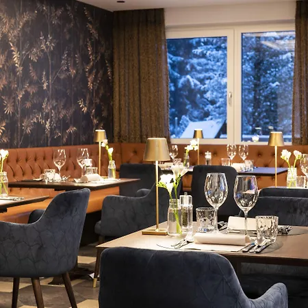 Berghotel Hochfuegen