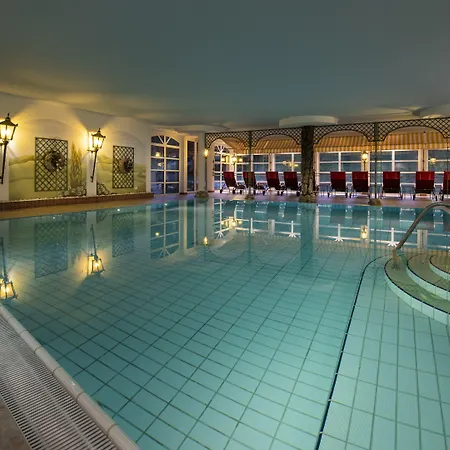 Berghotel Hochfuegen Hotel