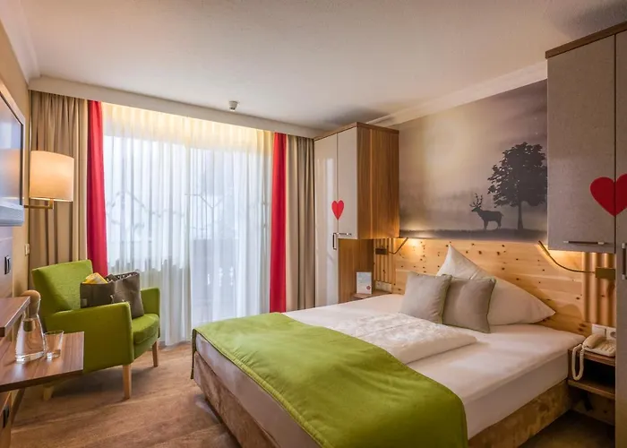 Berghotel Hochfuegen