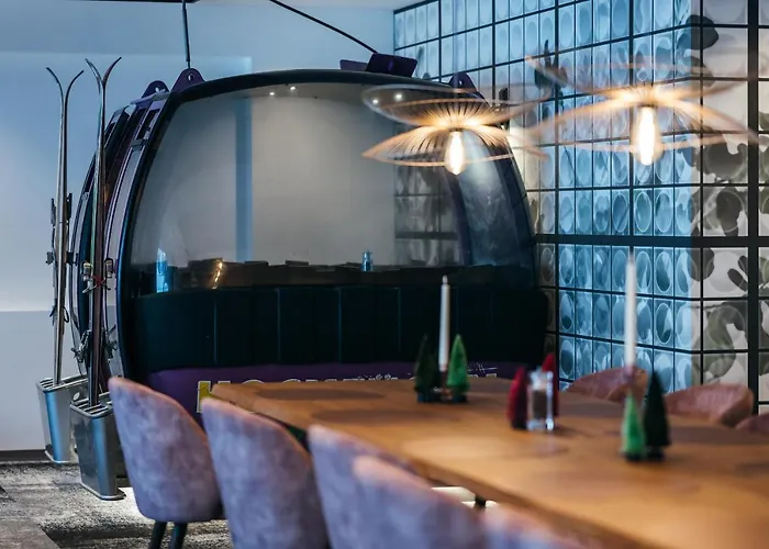 Berghotel Hochfuegen