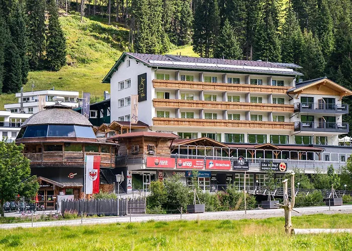 Berghotel Hochfuegen 4*