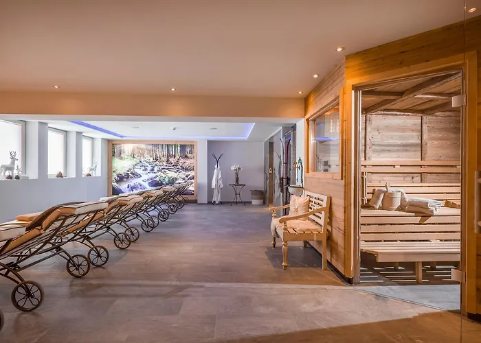 Berghotel Hochfuegen Hotel 4*