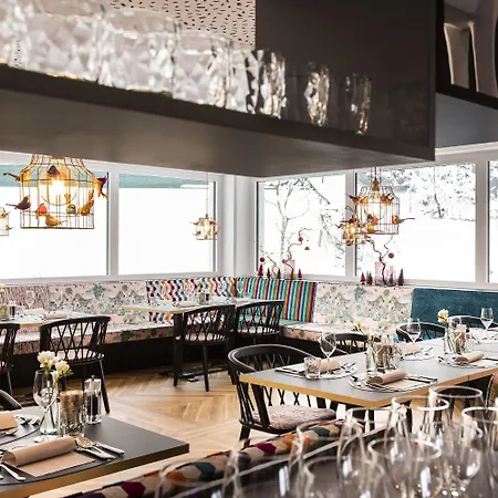 Berghotel Hochfuegen ホテル 4*
